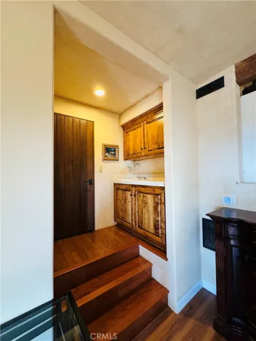 573 Temple Hills Drive, Laguna Beach, California 92651
