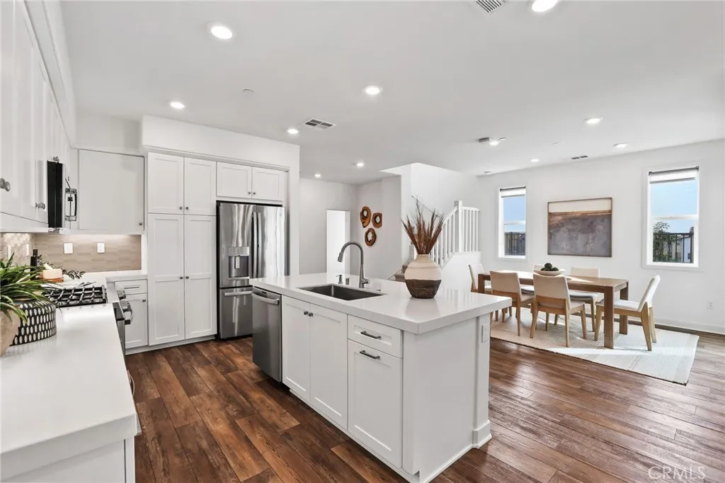 225 Denali, Lake Forest, California 92630 home-pic-8