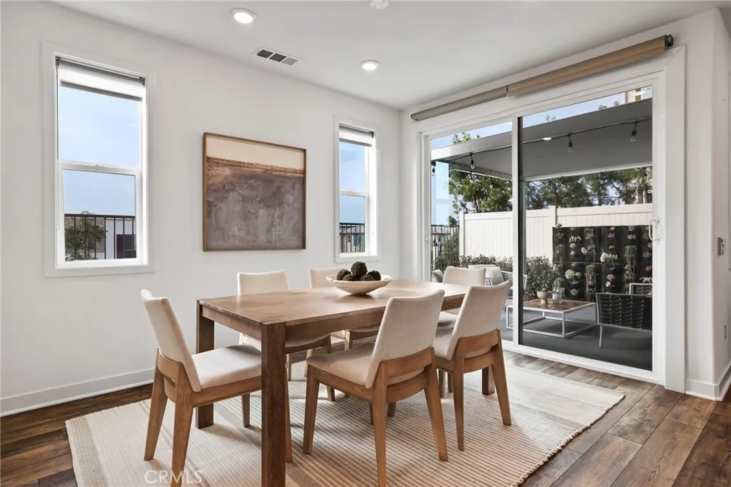 225 Denali, Lake Forest, California 92630 home-pic-14