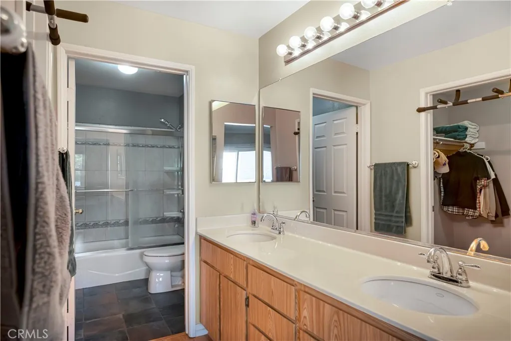 12982 Sycamore Village, Norwalk, California 90650 home-pic-11