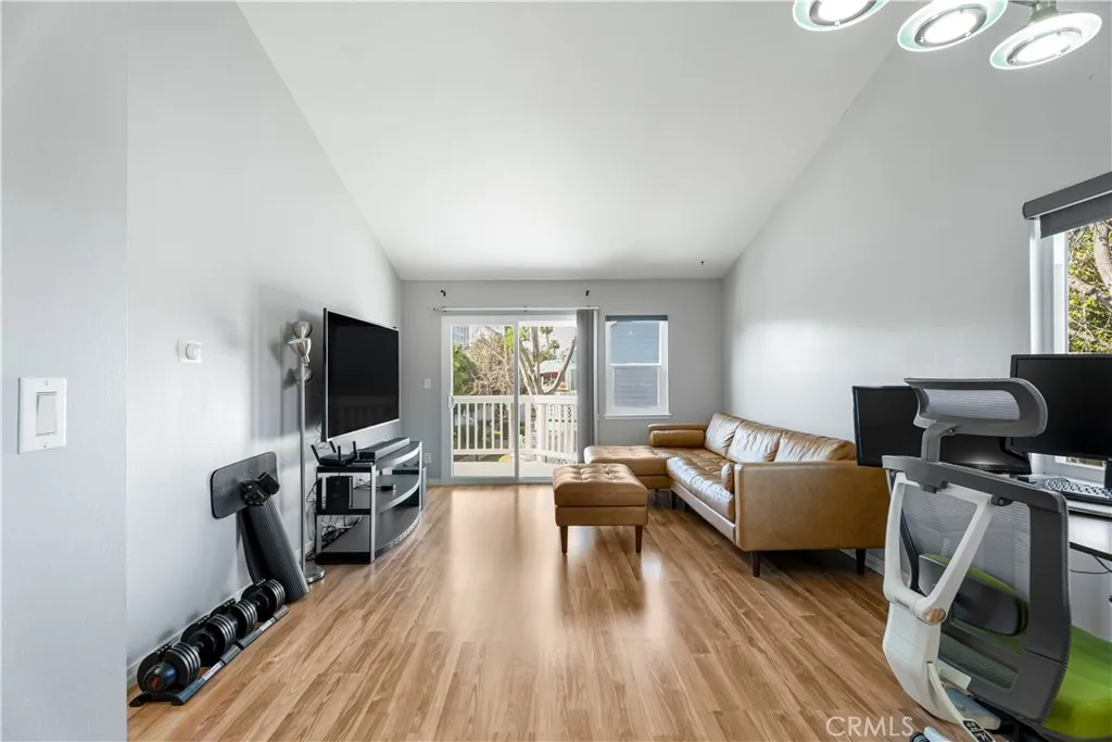 12982 Sycamore Village, Norwalk, California 90650 home-pic-6