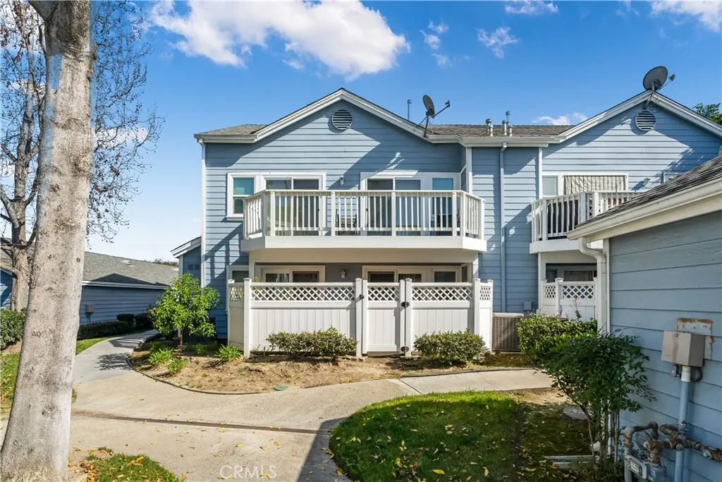 12982 Sycamore Village, Norwalk, California 90650 home-pic-1