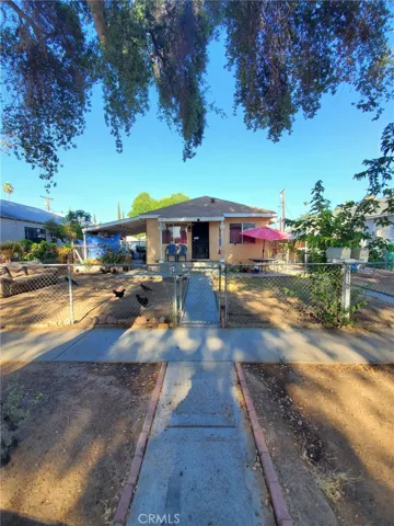 4110 Dwight, Riverside, California 92507 — photo 4