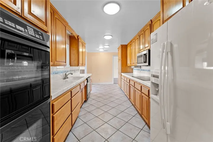 1857 Mauna Loa Place, Norco, California 92860