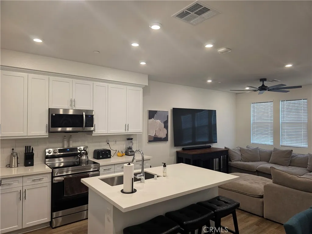 346 Hazel, Rancho Mission Viejo, California 92694 home-pic-4