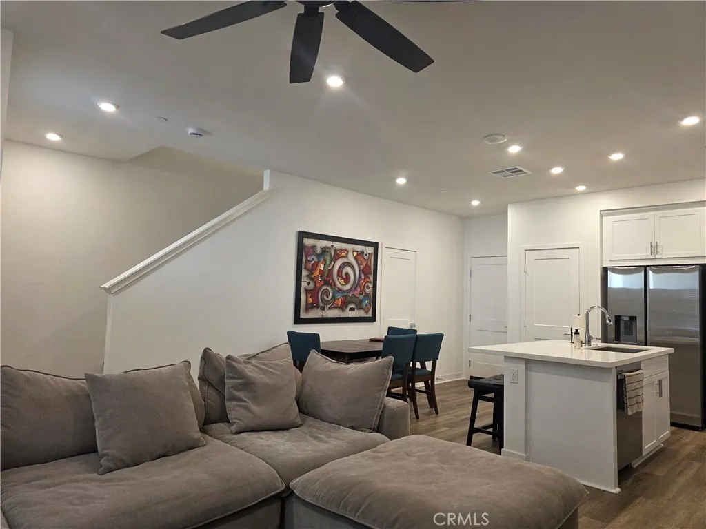 346 Hazel, Rancho Mission Viejo, California 92694 home-pic-3