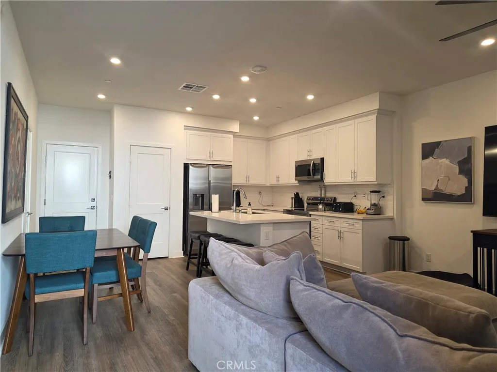 346 Hazel, Rancho Mission Viejo, California 92694 home-pic-2
