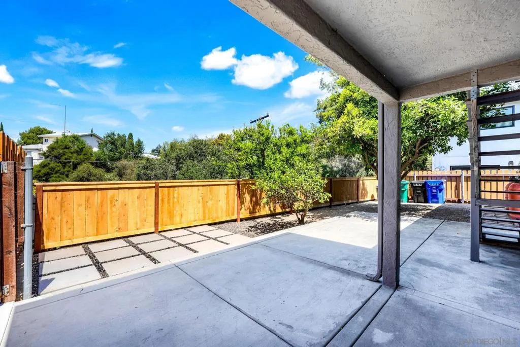 5460 Gilbert Dr, San Diego, California 92115 home-pic-26