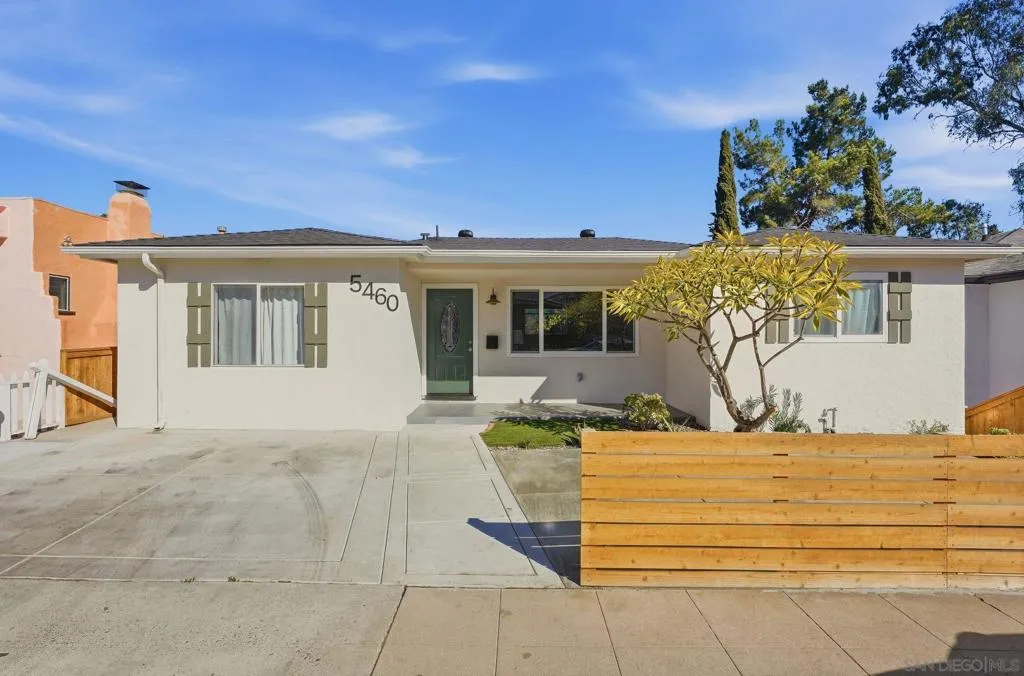 5460 Gilbert Dr, San Diego, California 92115 home-pic-1