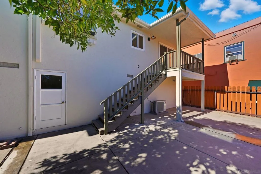 5460 Gilbert Dr, San Diego, California 92115 home-pic-24