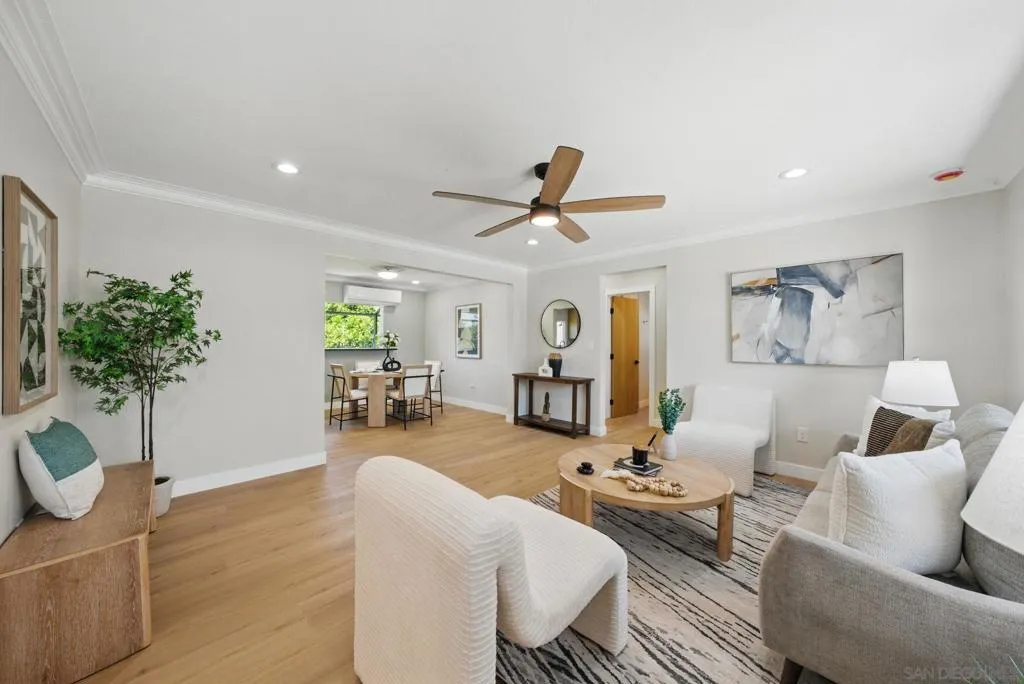 5460 Gilbert Dr, San Diego, California 92115 home-pic-4