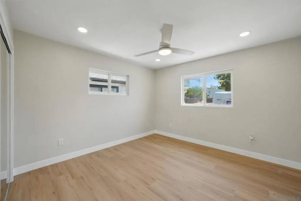 5460 Gilbert Dr, San Diego, California 92115 home-pic-20