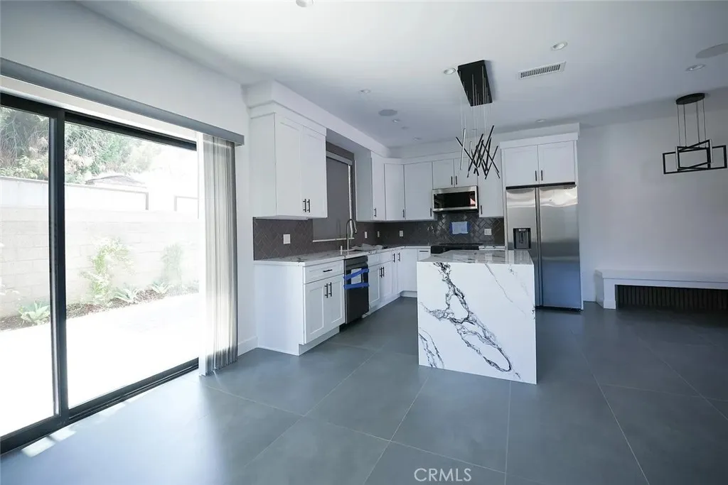 8034, Sun Valley, California 91352 home-pic-15