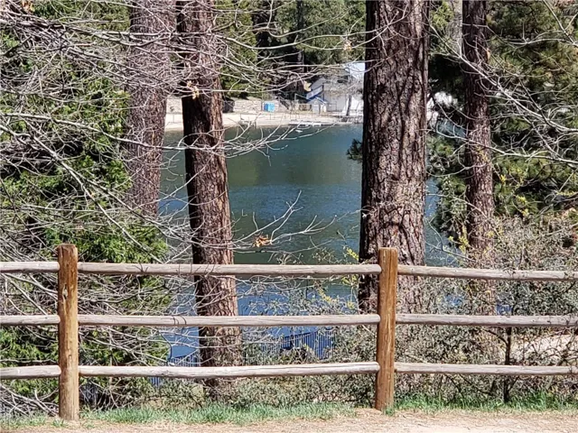 View and park/lake accross the street.