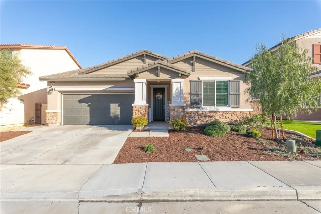 29126 Crabapple, Lake Elsinore, California 92530 home-pic-2