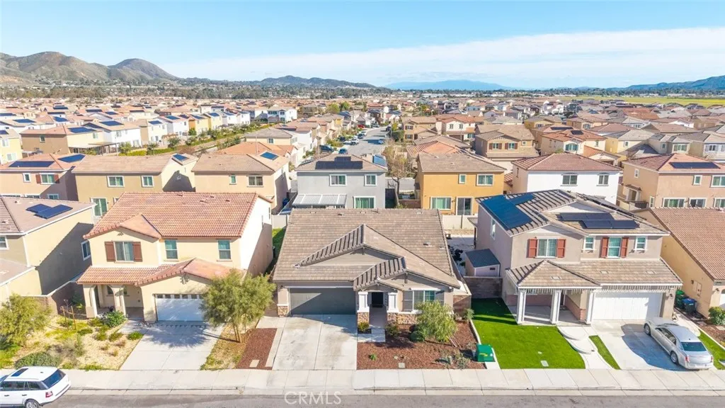 29126 Crabapple, Lake Elsinore, California 92530 home-pic-26
