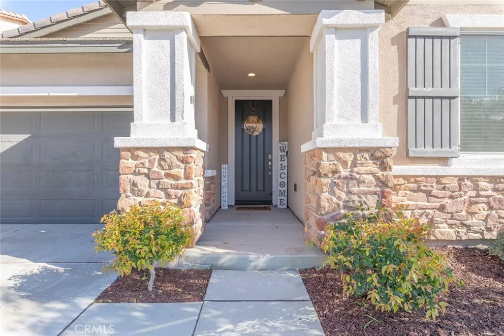 29126 Crabapple, Lake Elsinore, California 92530 home-pic-6