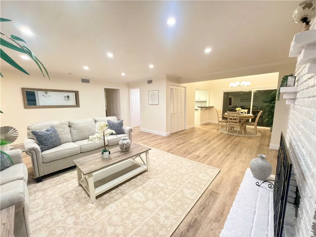 912 W 11th 4, San Pedro, California 90731 home-pic-13