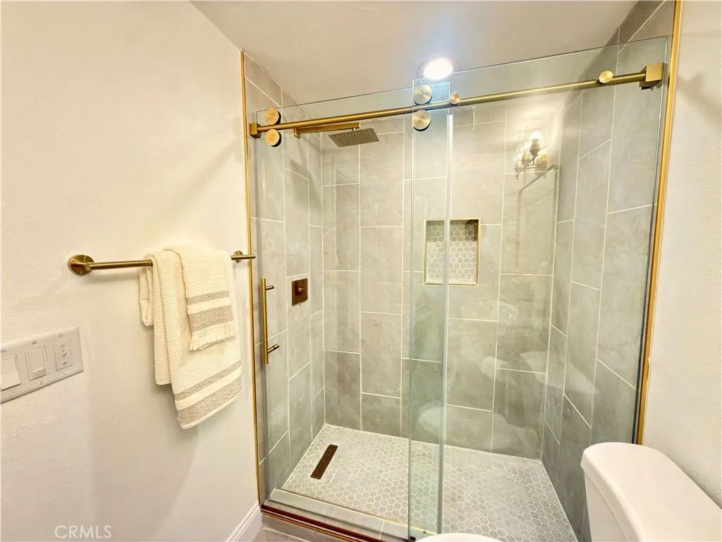 912 W 11th 4, San Pedro, California 90731 home-pic-15