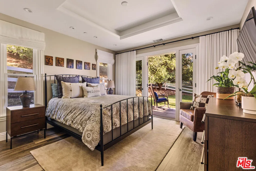 1697 W Potrero Road, Westlake Village, California 91361 home-pic-54