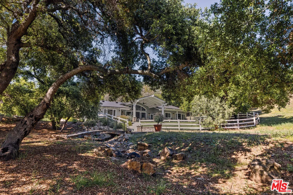 1697 W Potrero Road, Westlake Village, California 91361 home-pic-60