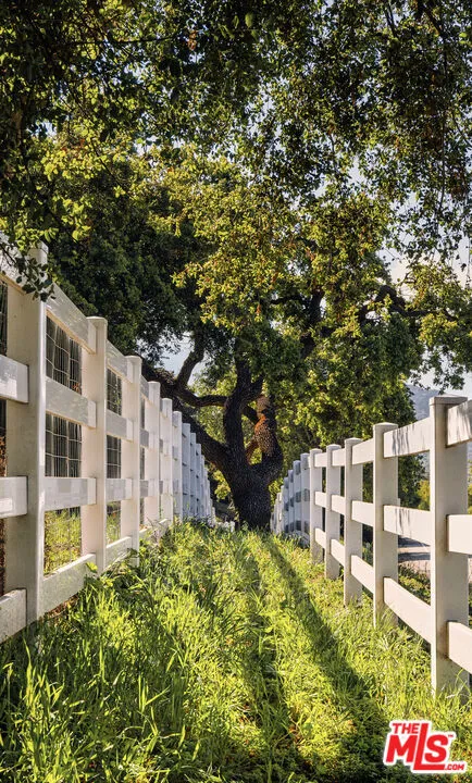 1697 W Potrero Road, Westlake Village, California 91361 home-pic-67