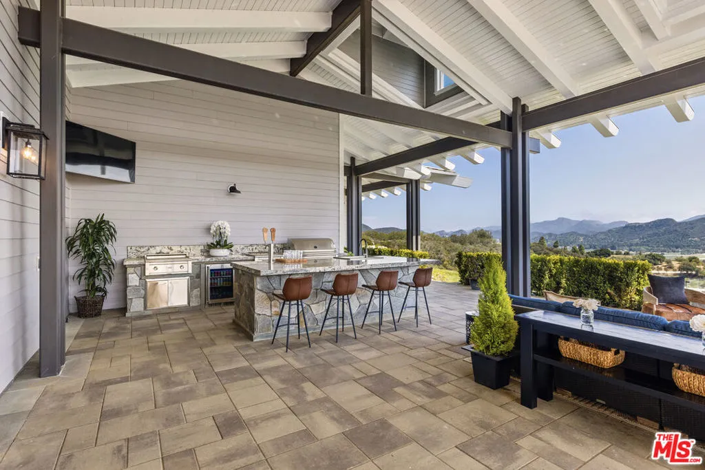1697 W Potrero Road, Westlake Village, California 91361 home-pic-33