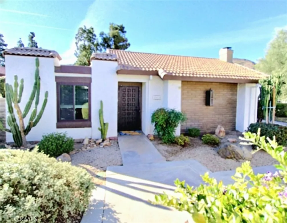 2542 Miramonte E B, Palm Springs, California 92264 home-pic-3