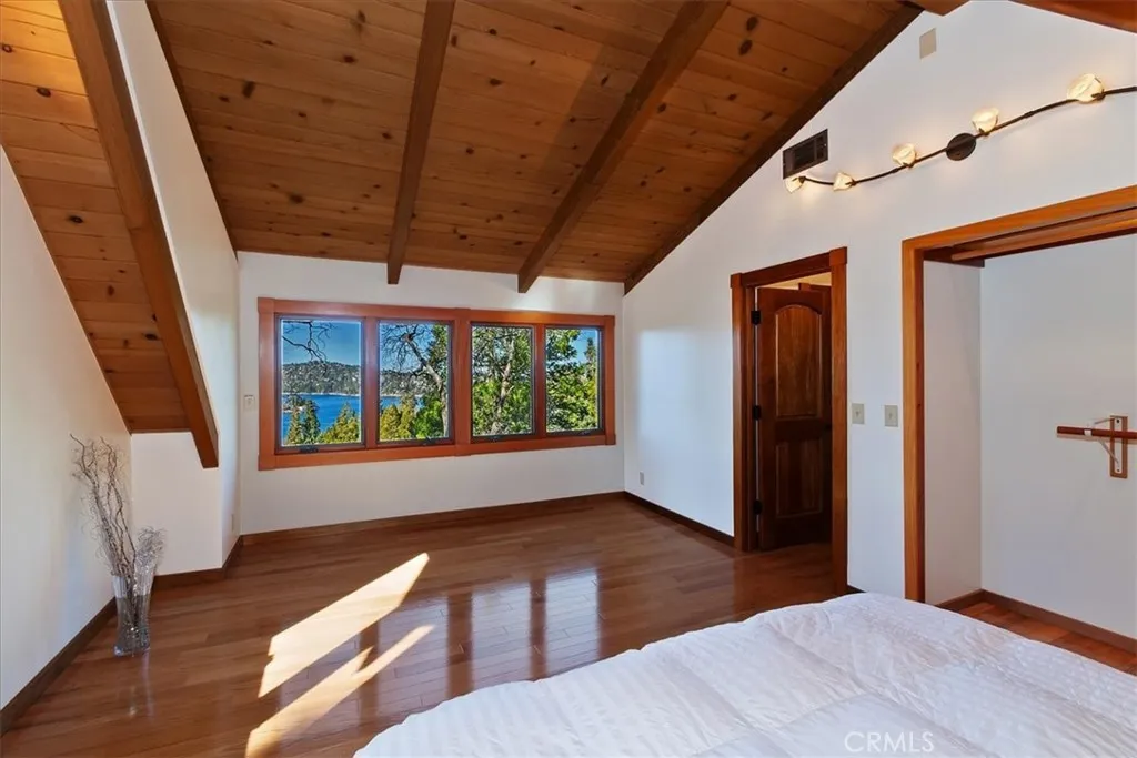 495 Kuffel Canyon, Lake Arrowhead, California 92352 home-pic-32