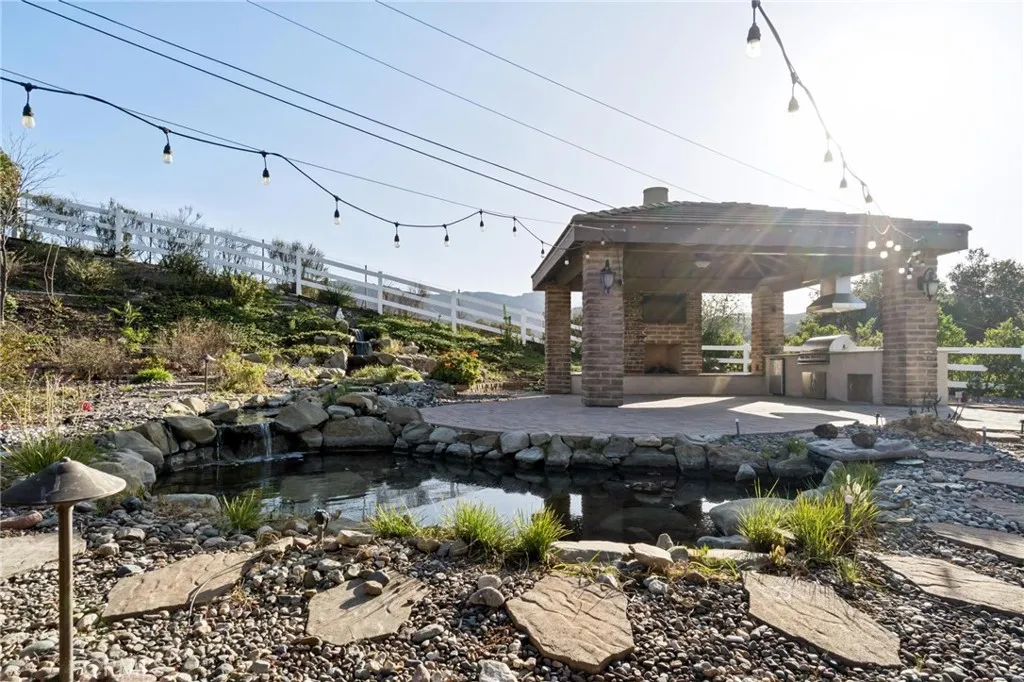 15930 Mandalay Road, Canyon Country, California 91387 home-pic-55