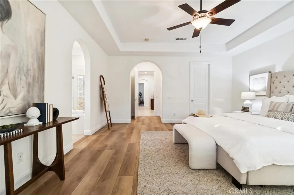 15930 Mandalay Road, Canyon Country, California 91387 home-pic-33