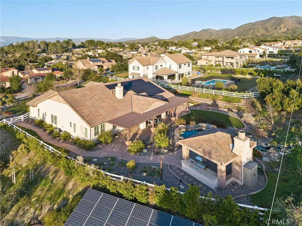 15930 Mandalay Road, Canyon Country, California 91387 home-pic-6