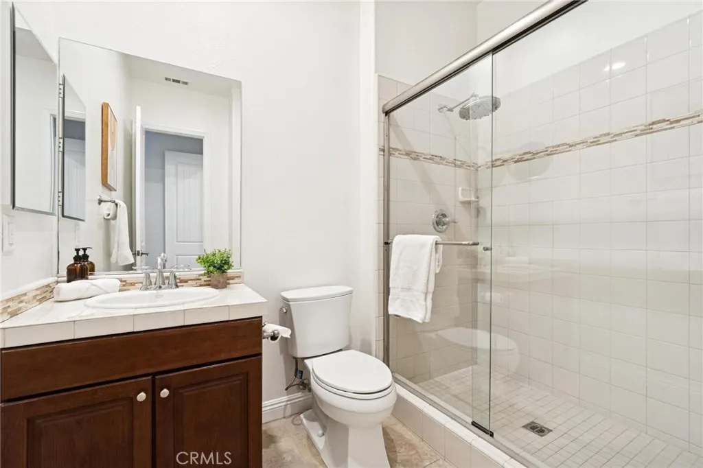 15930 Mandalay Road, Canyon Country, California 91387 home-pic-48