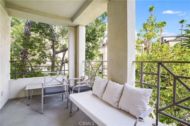 2243 Martin 217, Irvine, California 92612