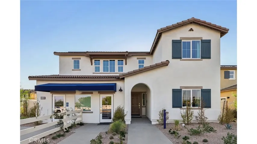 MODEL HOME EXTERIOR
