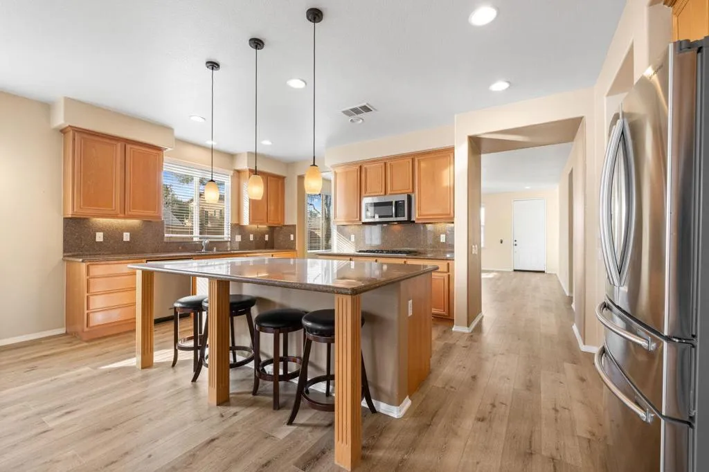 37576 Breydon Street, Indio, California 92203 home-pic-9