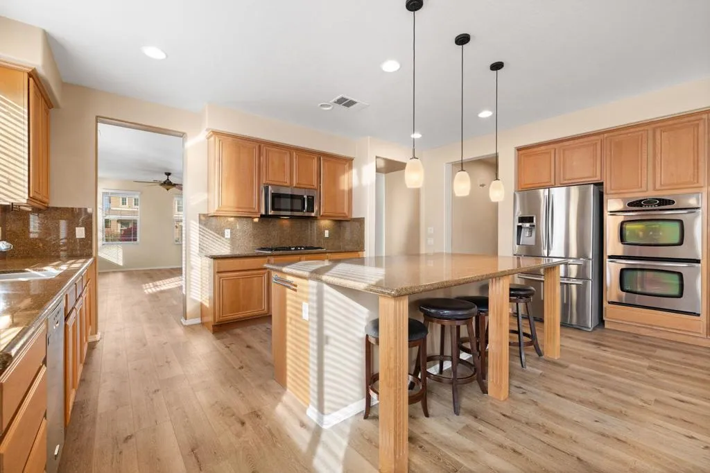 37576 Breydon Street, Indio, California 92203 home-pic-7