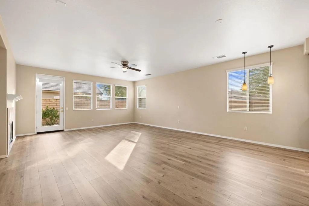 37576 Breydon Street, Indio, California 92203 home-pic-41