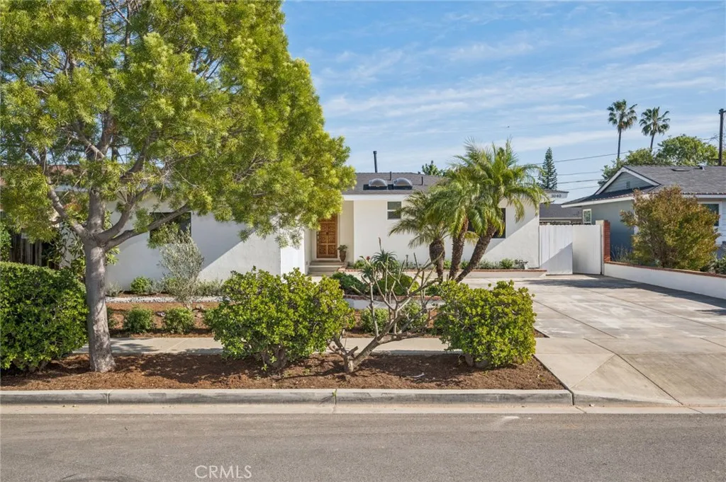 3040 Killybrooke, Costa Mesa, California 92626 home-pic-1