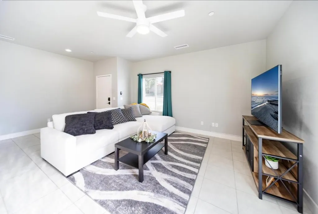 13645 Quinta, Desert Hot Springs, California 92240 home-pic-7
