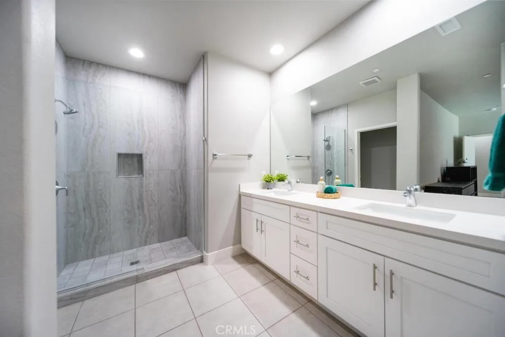 13645 Quinta, Desert Hot Springs, California 92240 home-pic-15
