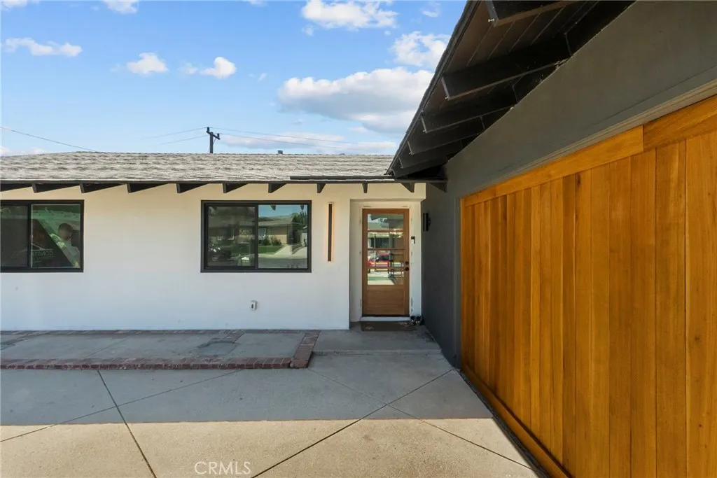 2282 Brentwood Street, Simi Valley, California 93063 home-pic-3
