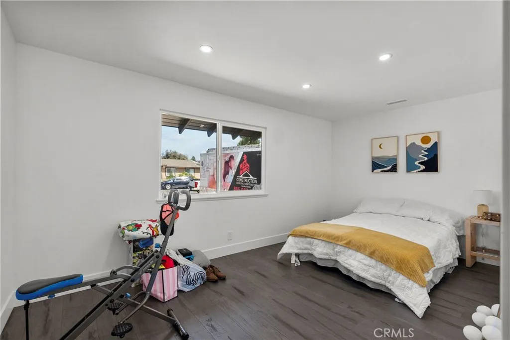 2282 Brentwood Street, Simi Valley, California 93063 home-pic-12