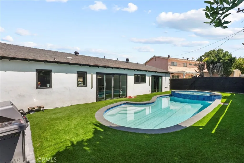 2282 Brentwood Street, Simi Valley, California 93063 home-pic-17
