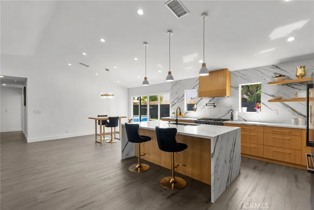 2282 Brentwood Street, Simi Valley, California 93063 home-pic-8