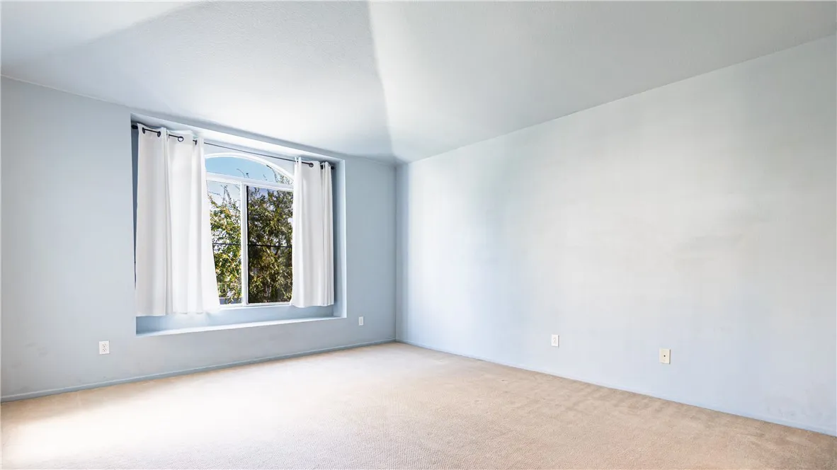 2230 Indigo Hills Drive 4, Corona, California 92879 home-pic-16