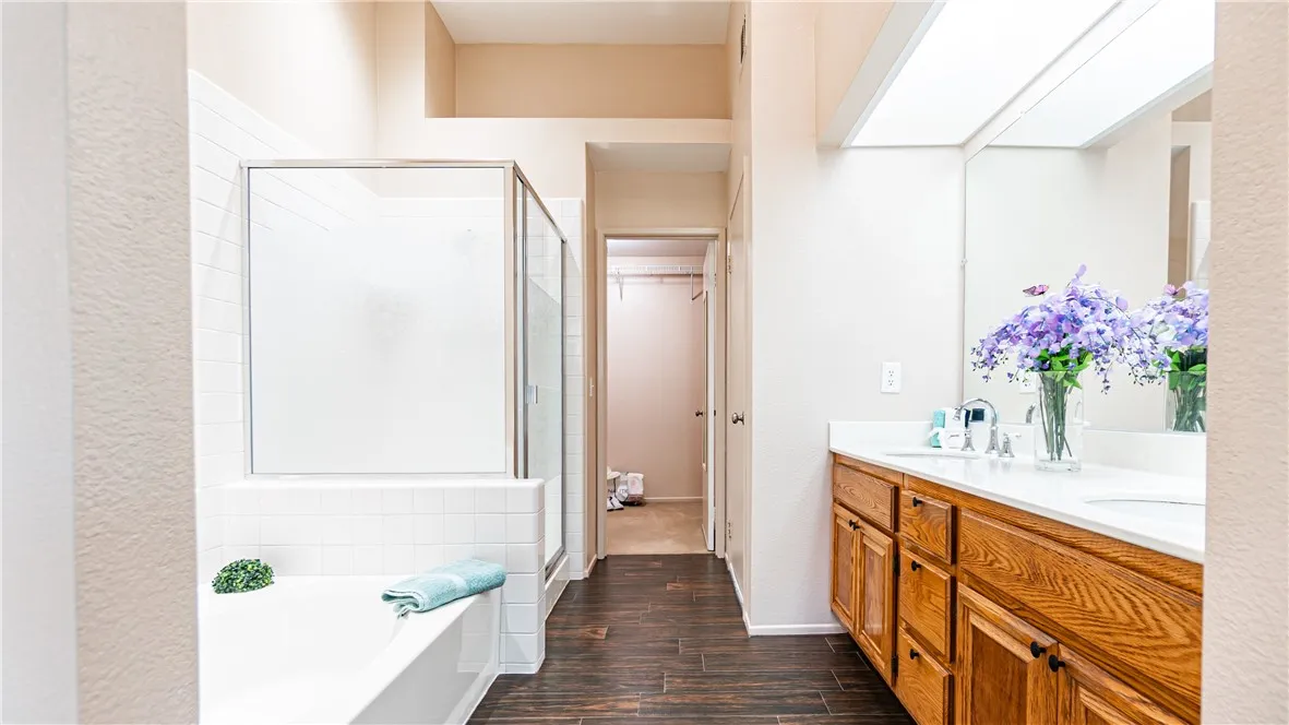2230 Indigo Hills Drive 4, Corona, California 92879 home-pic-17