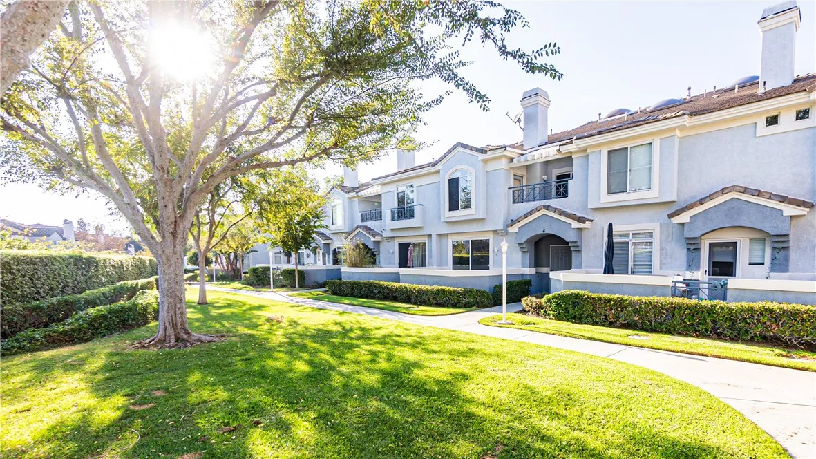 2230 Indigo Hills Drive 4, Corona, California 92879 home-pic-33