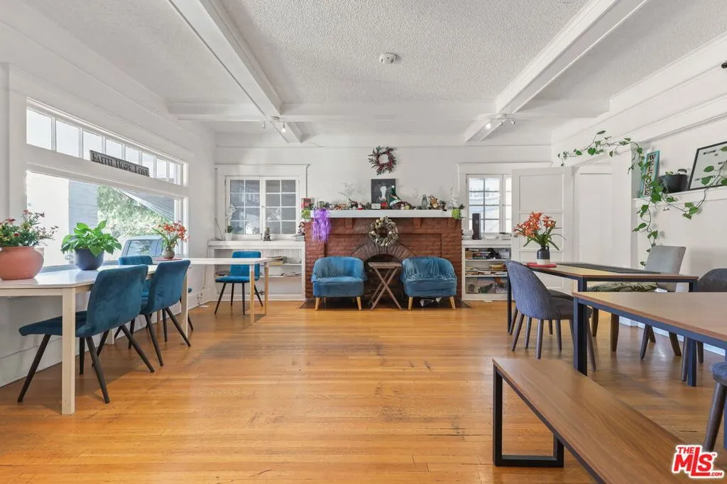 1807 N Van Ness Avenue, Los Angeles, California 90028 home-pic-8