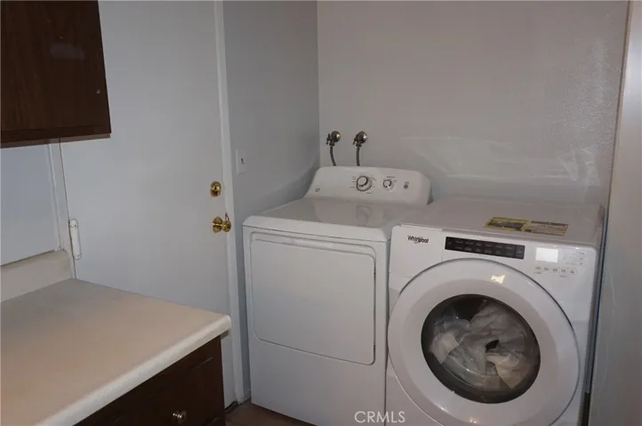 Original picture not modified. Gas Dryer